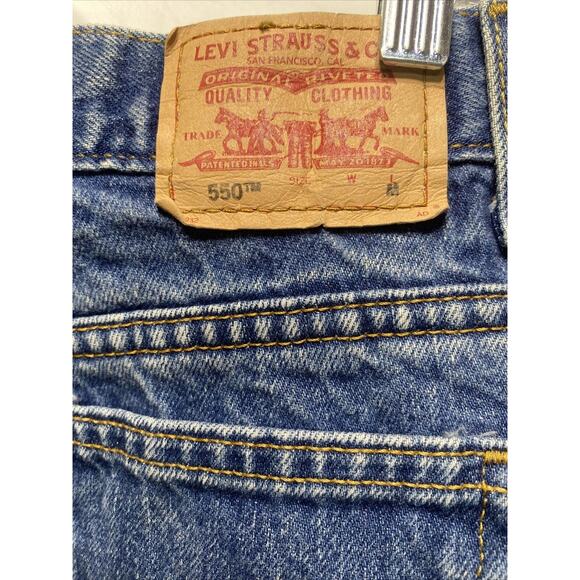 Levi's 550 Red Tab Classic Relaxed Acid Wash Jeans, Women's Size 12 M (32x30) - Picture 4 of 8